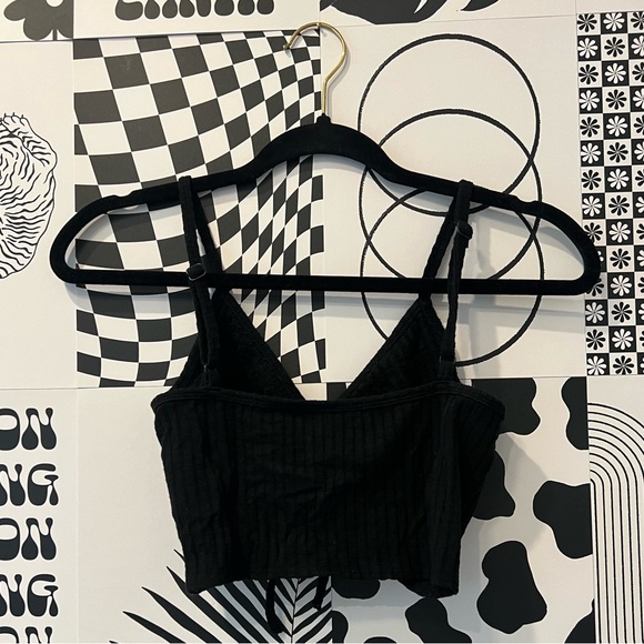 🖤H&M Black Cutout Ribbed S Top - Picture 4 of 4